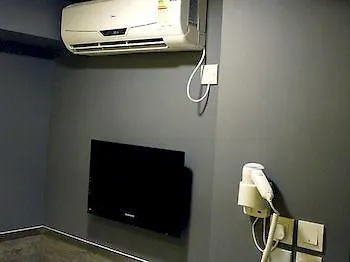 H.One Inn Hong Kong 2*,